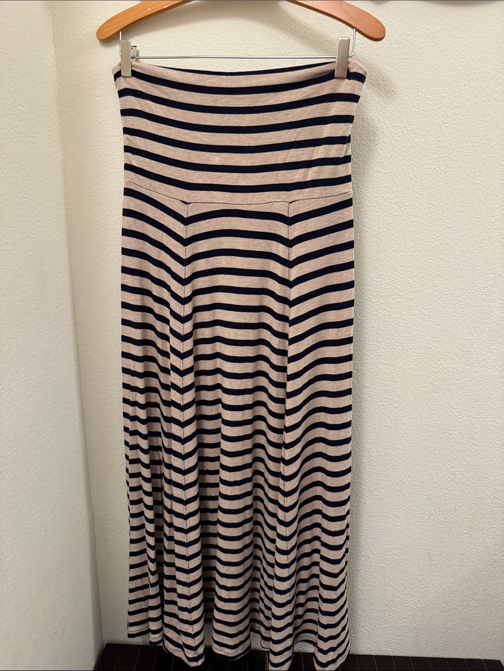GAP Beige and Navy Striped Maxi Skirt